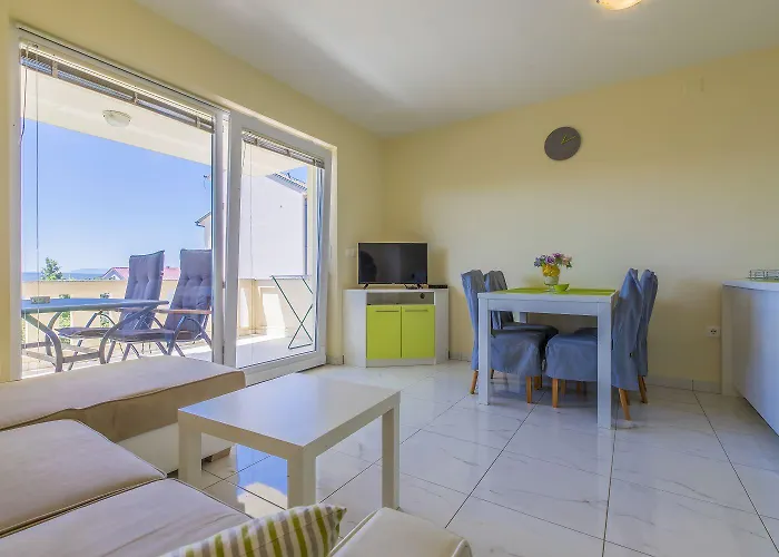 Apartman Modernes Nur 390 Meter Zum Mit Herrlichem Meerblick Und Parkplatz