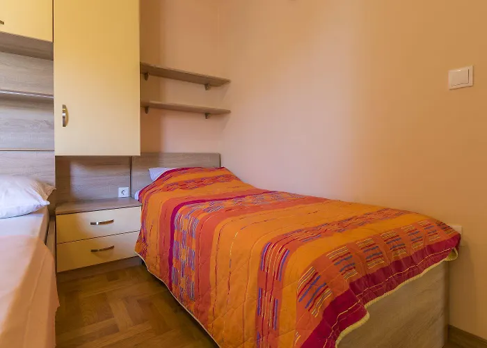 Apartman Modernes Nur 390 Meter Zum Mit Herrlichem Meerblick Und Parkplatz Dramalj