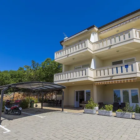 Appartement Modernes Nur 390 Meter Zum Mit Herrlichem Meerblick Und Parkplatz